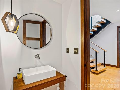 30 Banks Lane Brevard NC 28712