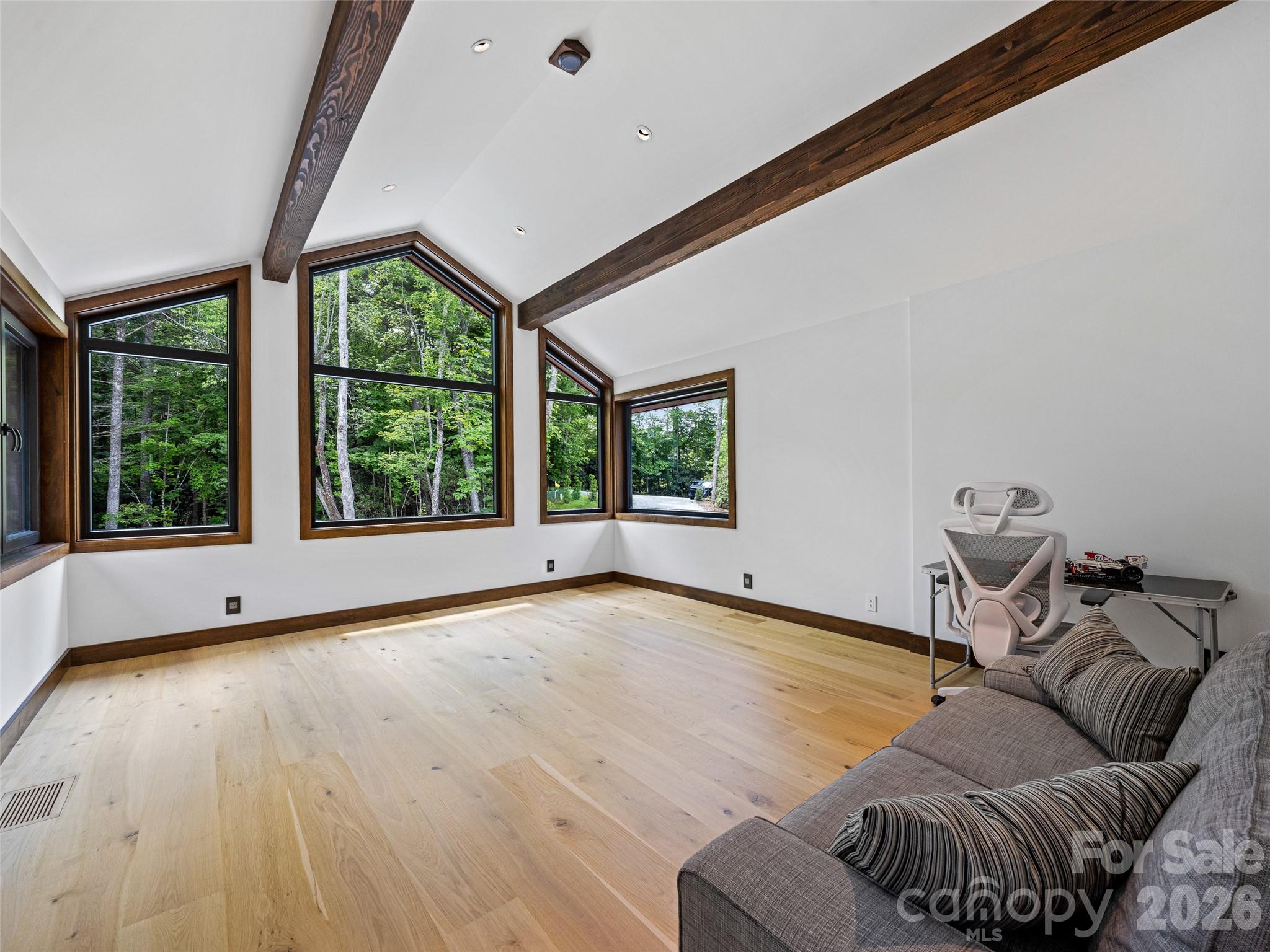 30 Banks Lane Brevard NC 28712
