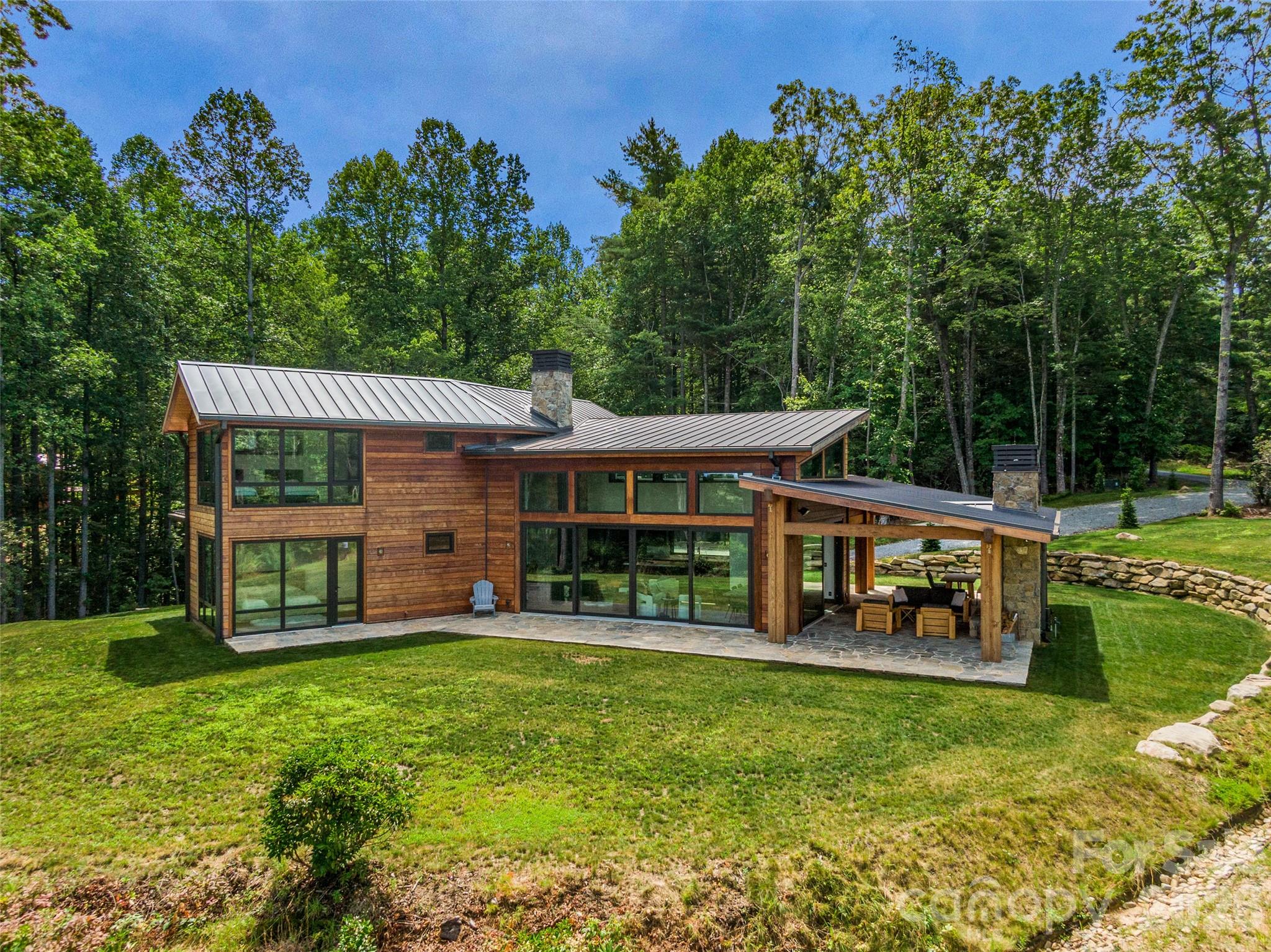 30 Banks Lane Brevard NC 28712