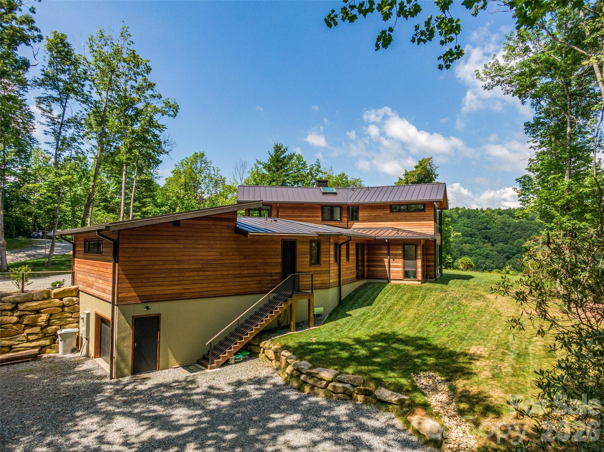 30 Banks Lane Brevard NC 28712