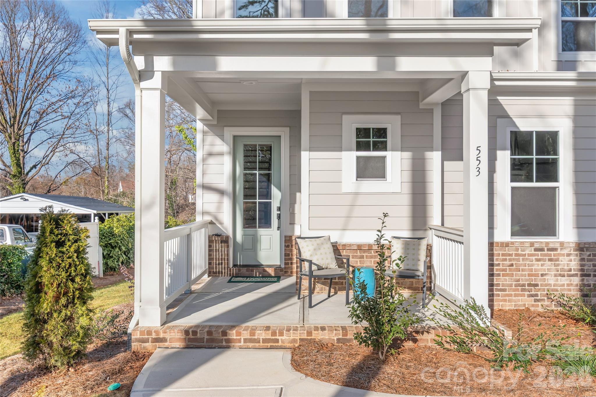 553 W Lowrance Avenue Mooresville NC 28115