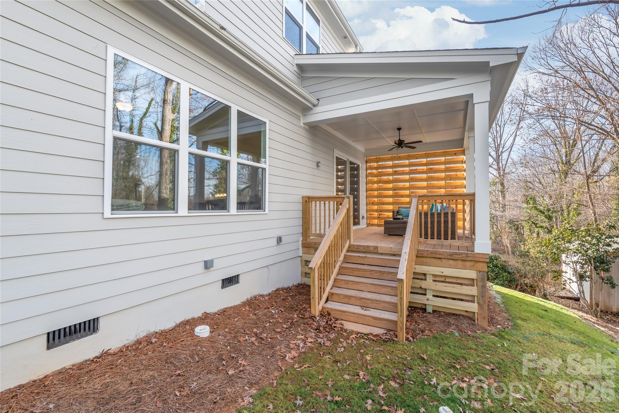 553 W Lowrance Avenue Mooresville NC 28115