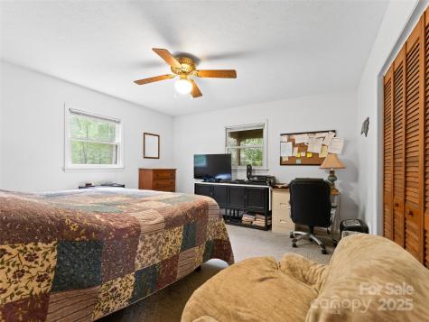 186 Sloshy Branch Trail Black Mountain NC 28711