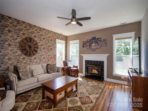1410 Kenton Lane Asheville NC 28803