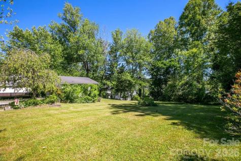 208 Probart Street Brevard NC 28712