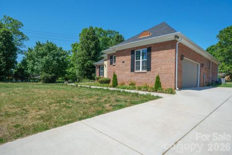 101 Long Meadows Drive Kings Mountain NC 28086