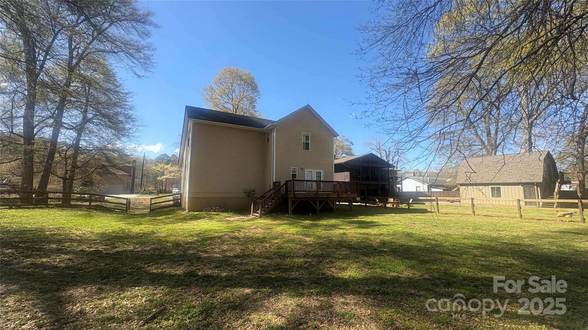 1134 Riverside Drive Charlotte NC 28214