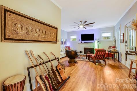 107 Courtland Avenue Asheville NC 28801