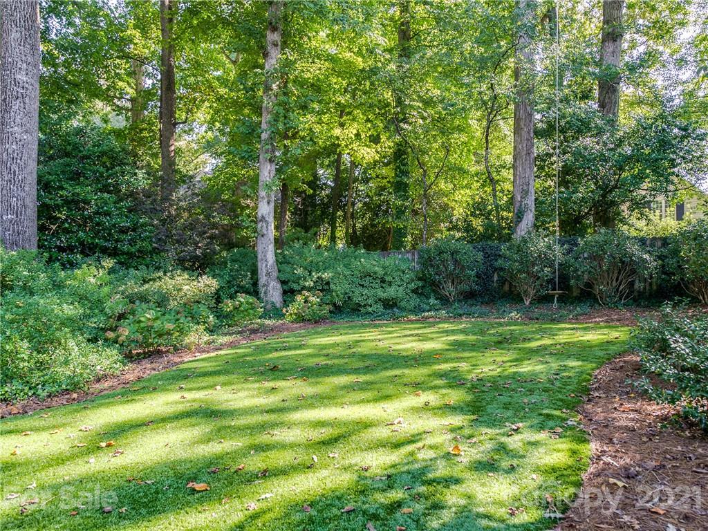 4311 Foxcroft Road Charlotte NC 28211