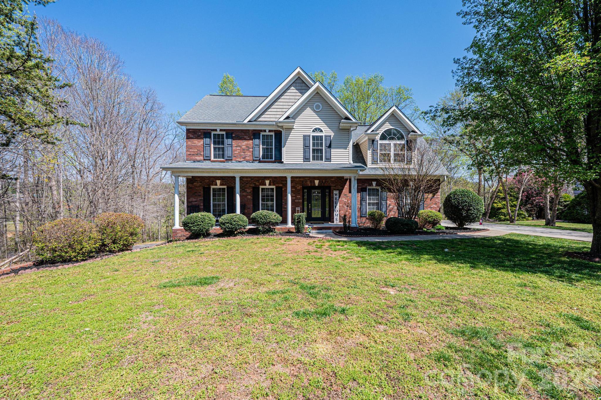 2586 Henry Falls Drive Hickory NC 28602