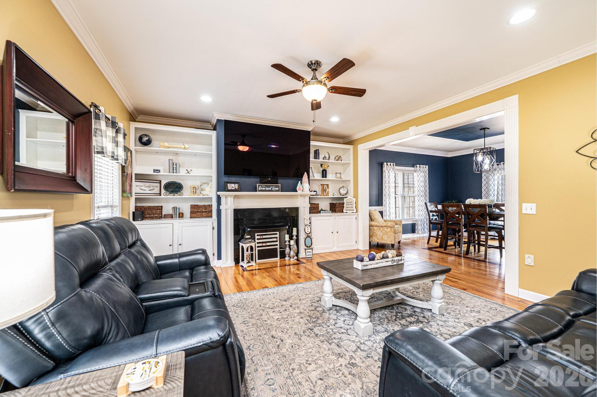 2586 Henry Falls Drive Hickory NC 28602