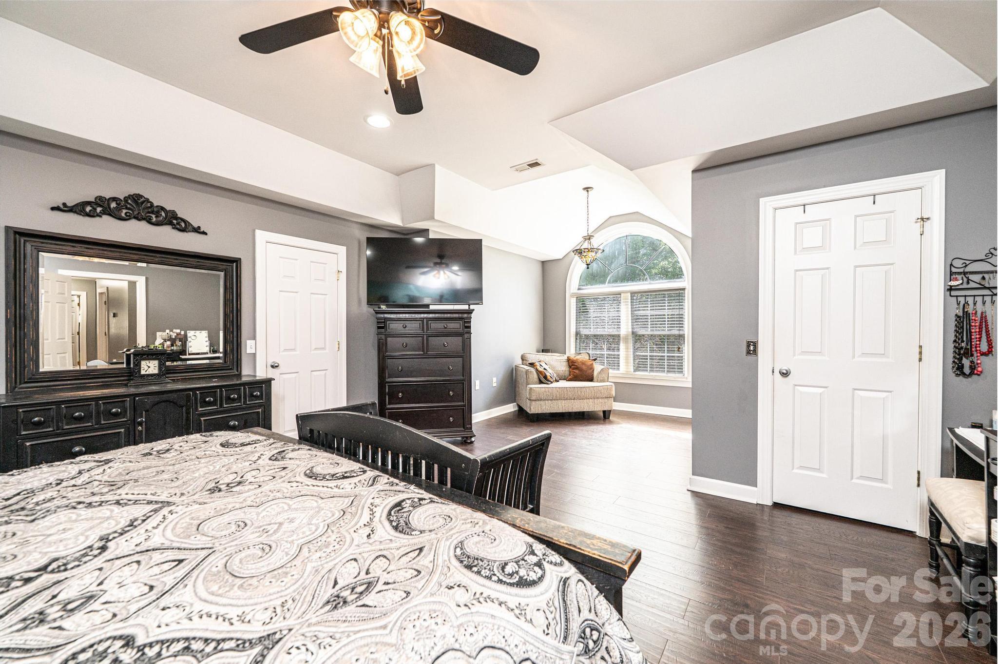 2586 Henry Falls Drive Hickory NC 28602