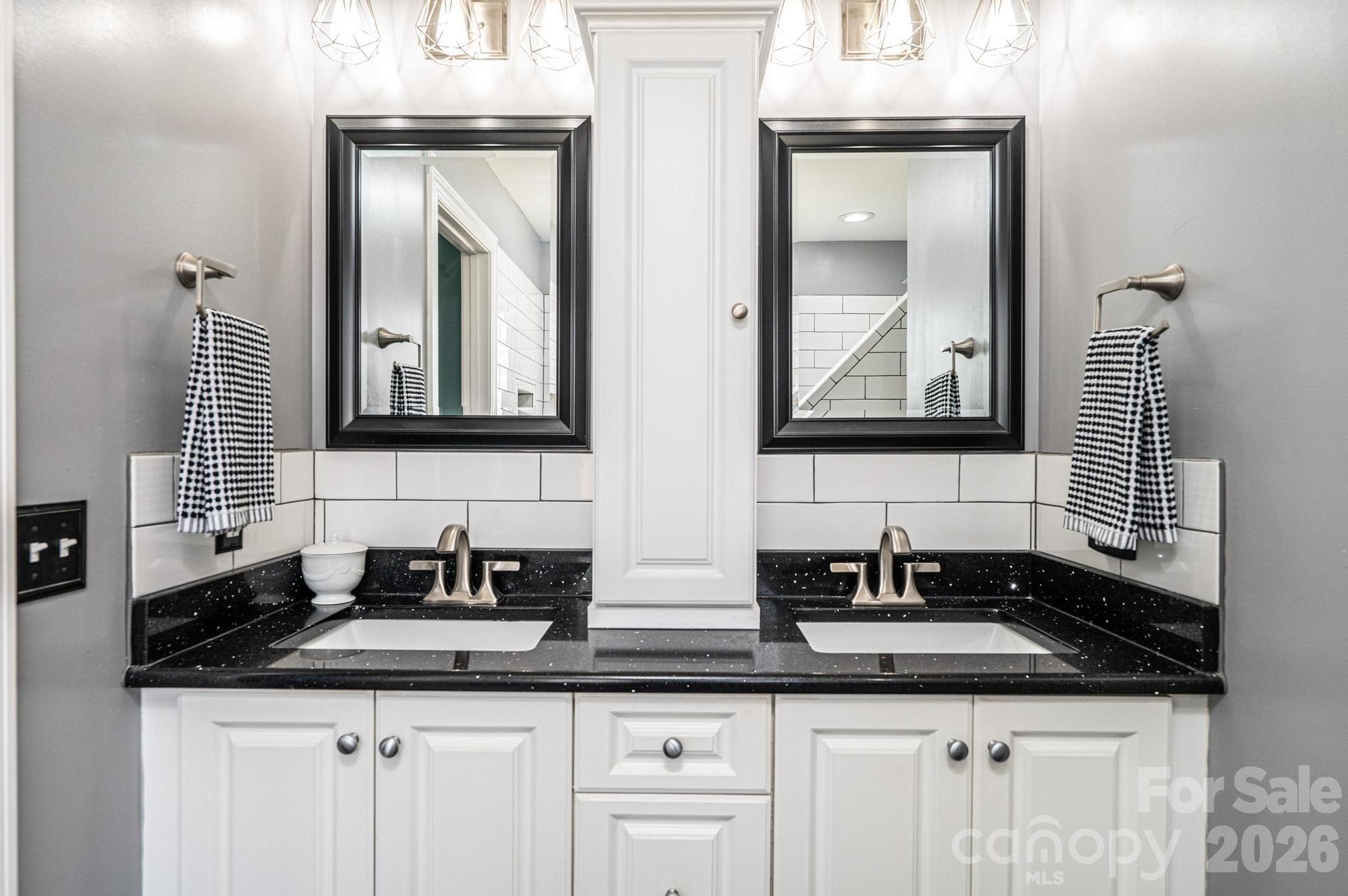 2586 Henry Falls Drive Hickory NC 28602