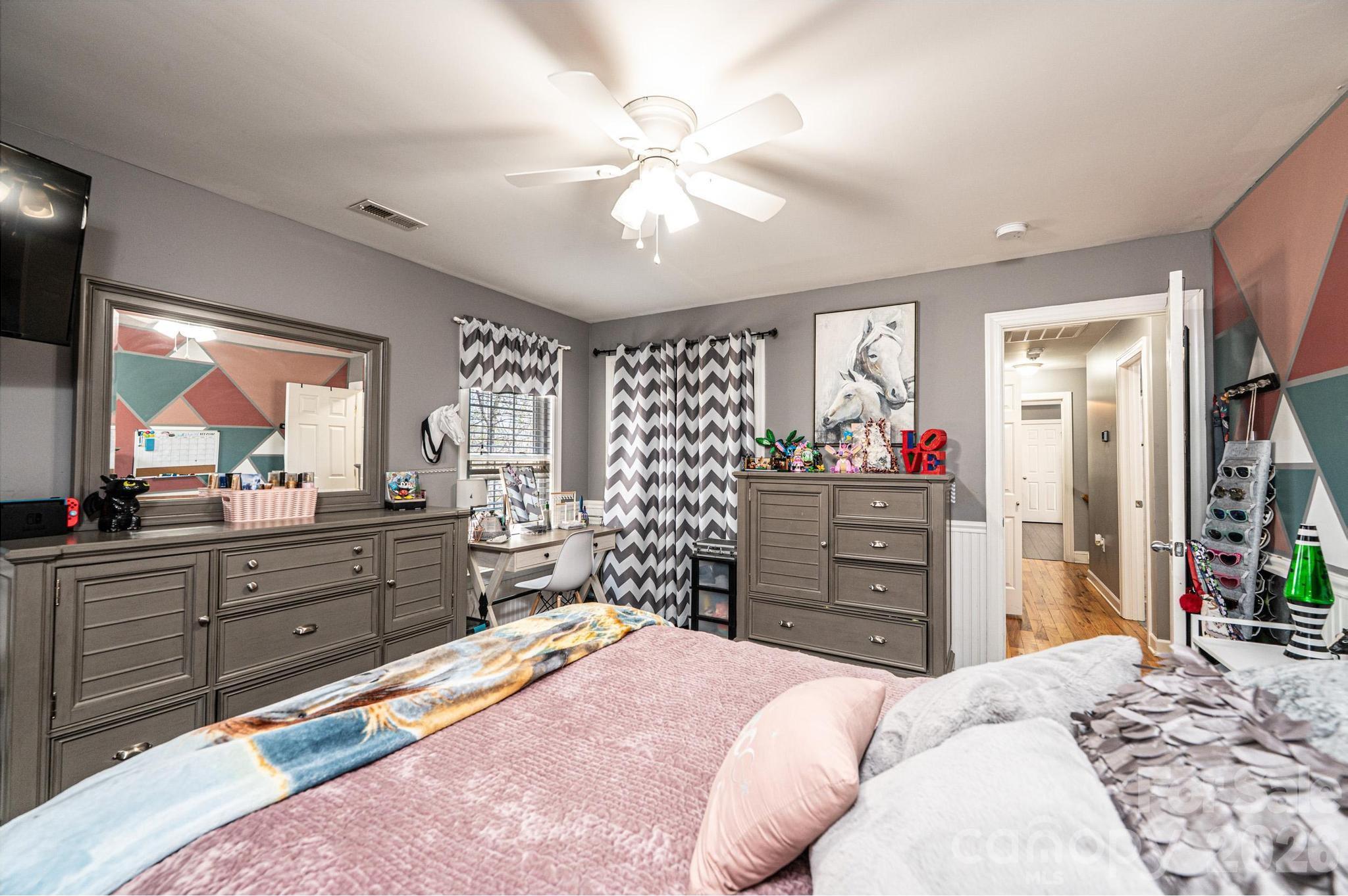 2586 Henry Falls Drive Hickory NC 28602