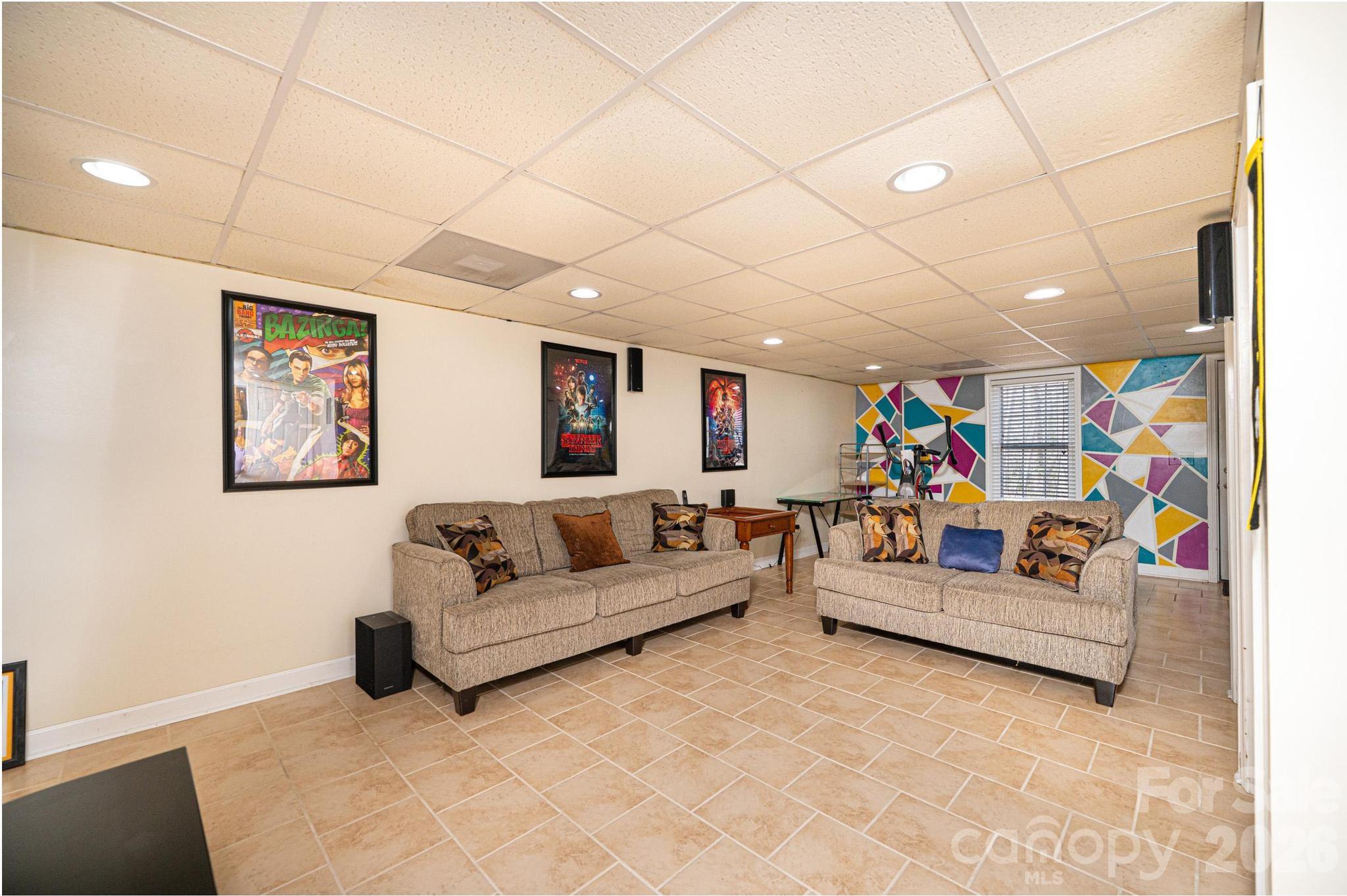 2586 Henry Falls Drive Hickory NC 28602