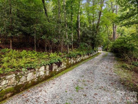 812 Crab Creek Road Hendersonville NC 28739