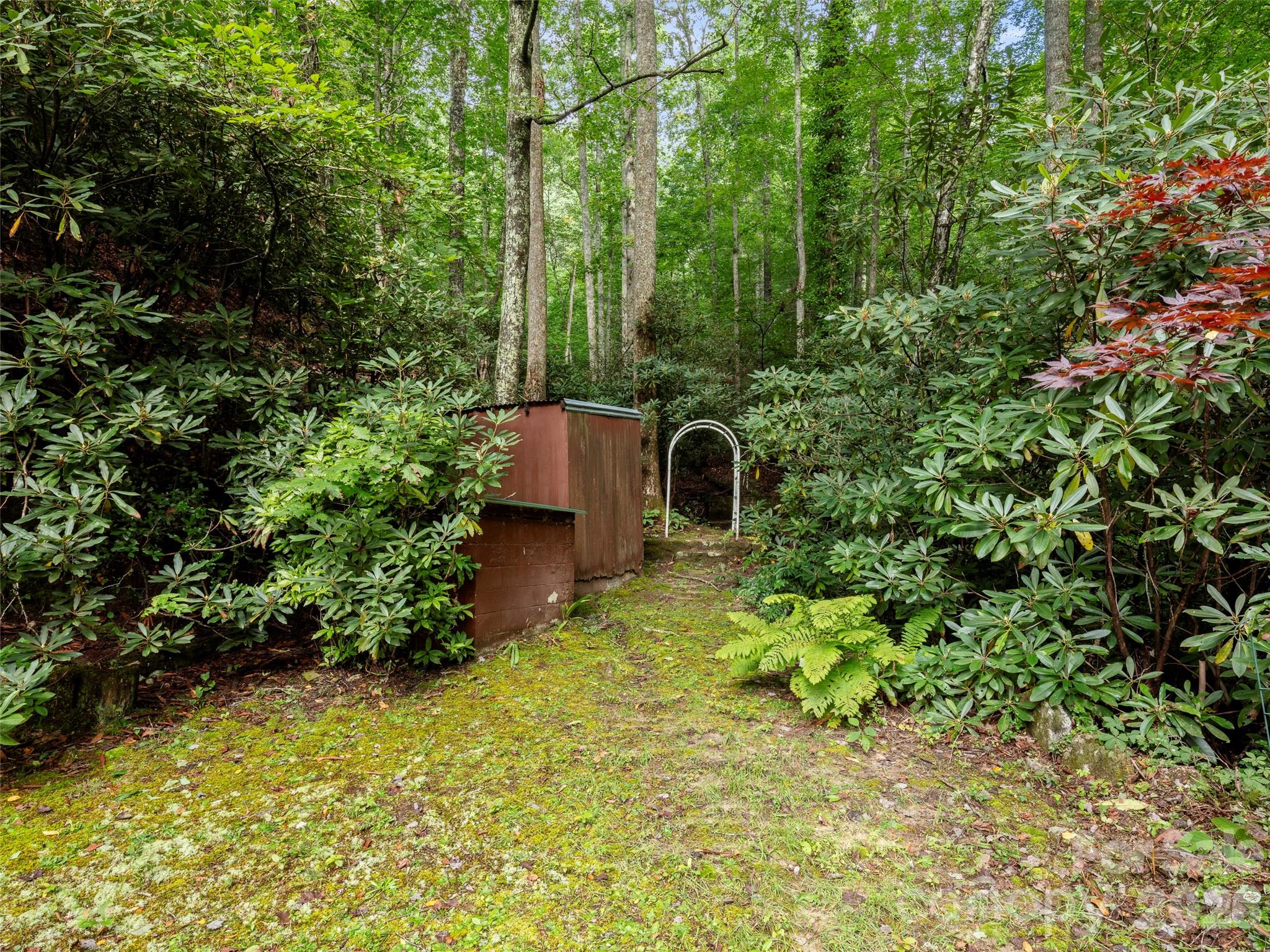 812 Crab Creek Road Hendersonville NC 28739
