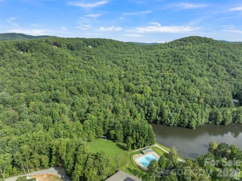 812 Crab Creek Road Hendersonville NC 28739