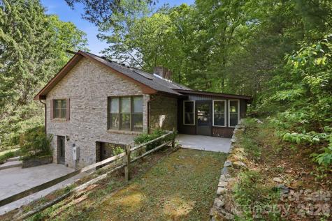 1 Mountain Heritage Place Candler NC 28715