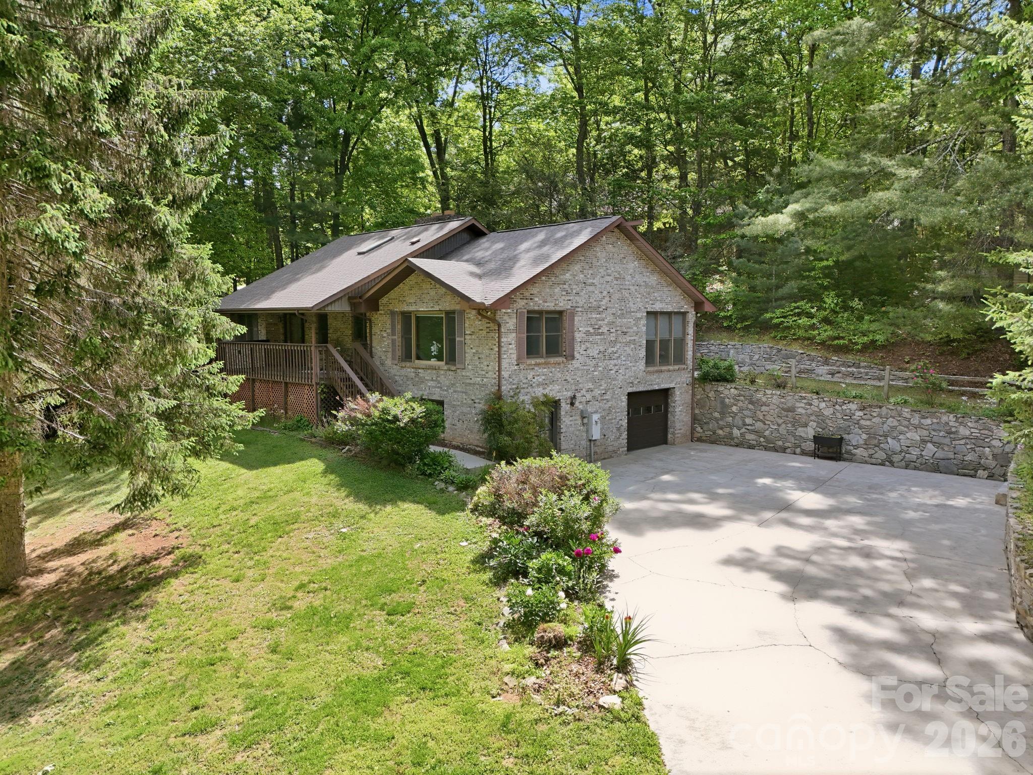 1 Mountain Heritage Place Candler NC 28715