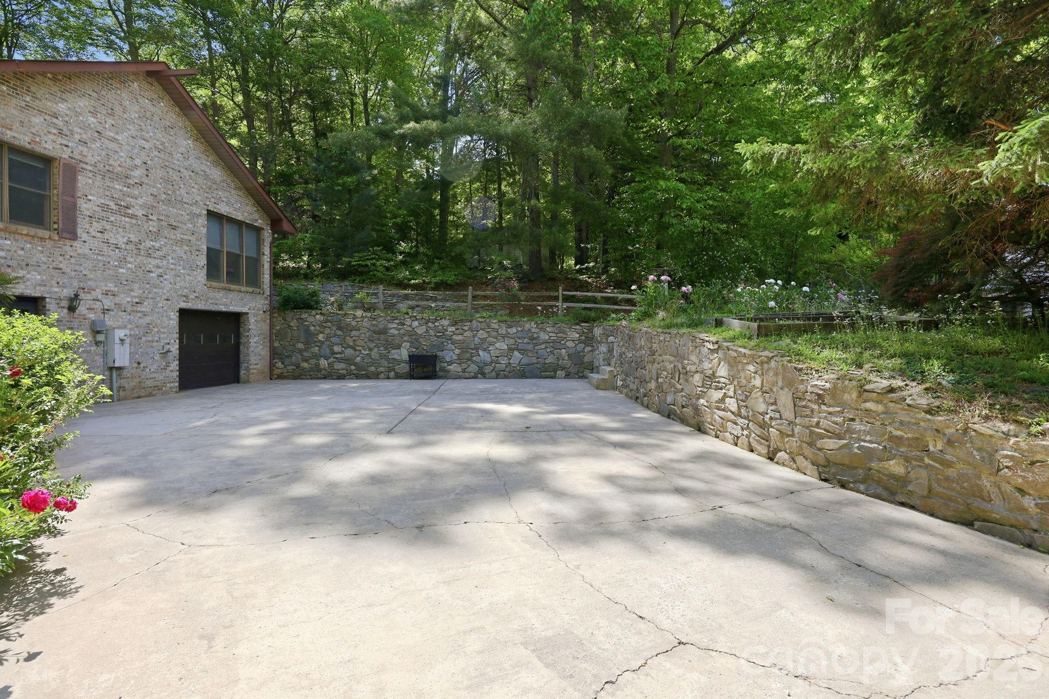1 Mountain Heritage Place Candler NC 28715