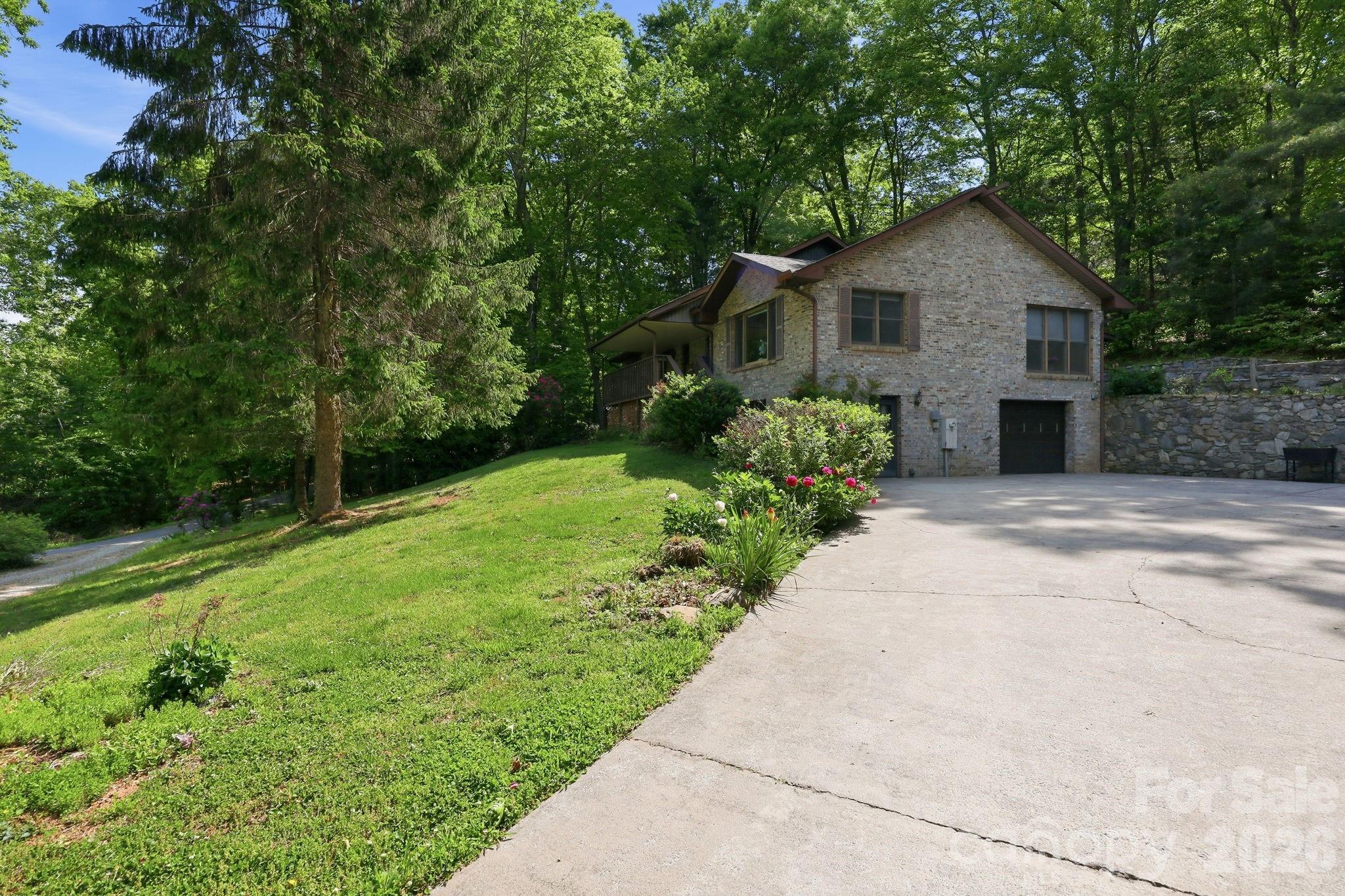1 Mountain Heritage Place Candler NC 28715