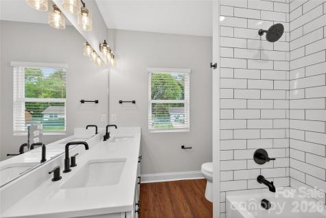3219 Credenza Road Charlotte NC 28208