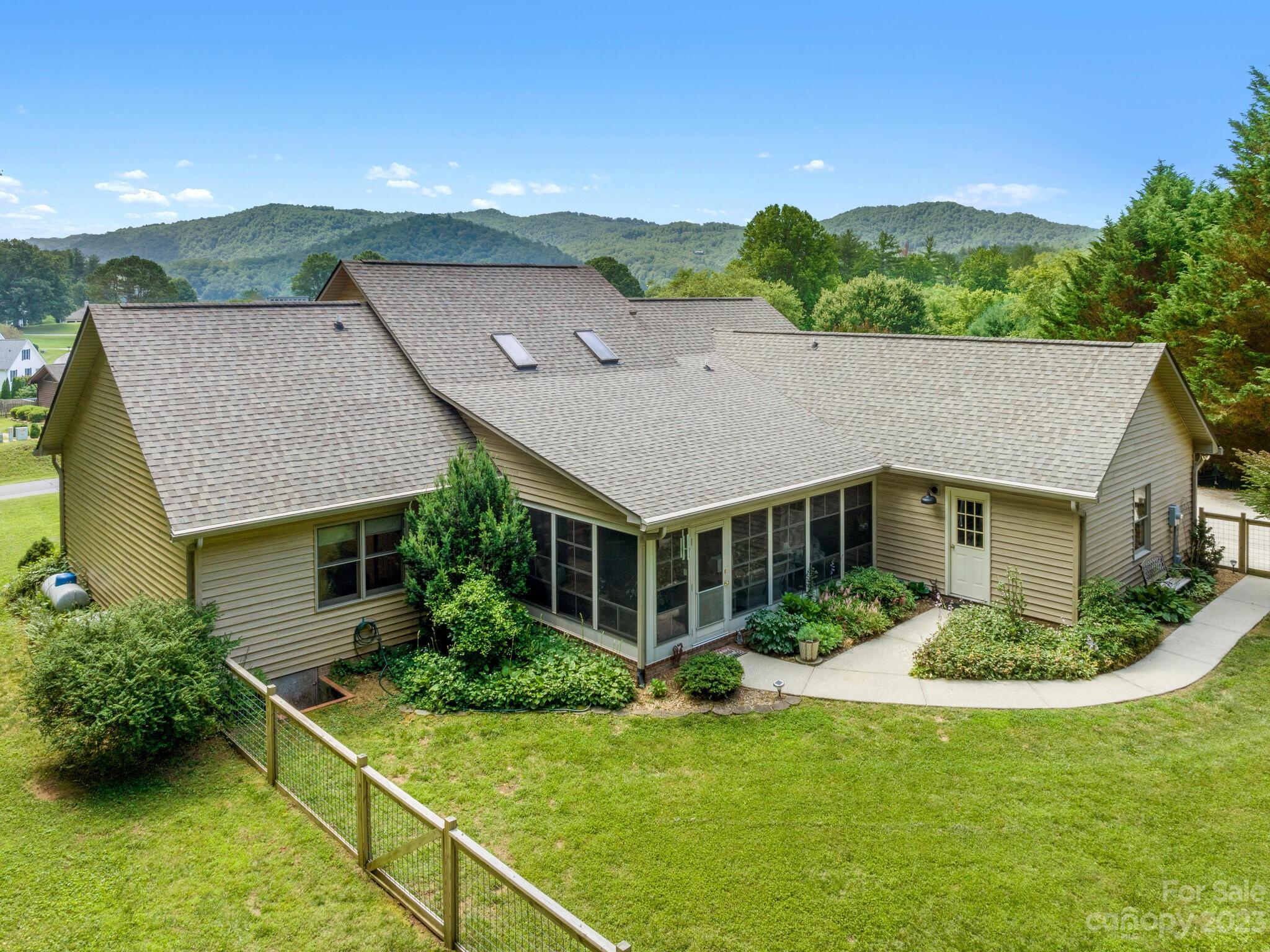 723 Windover Drive Brevard NC 28712