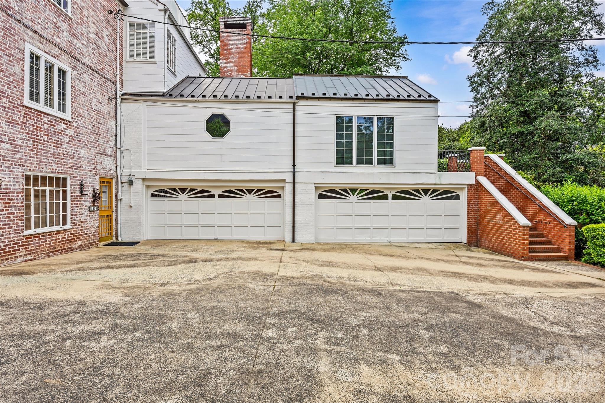 1858 Queens Road W Charlotte NC 28207