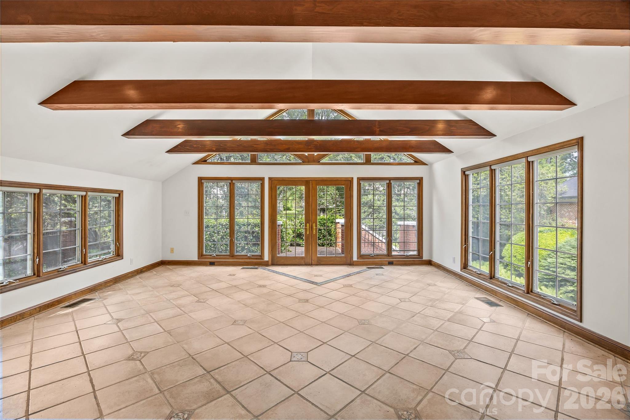 1858 Queens Road W Charlotte NC 28207