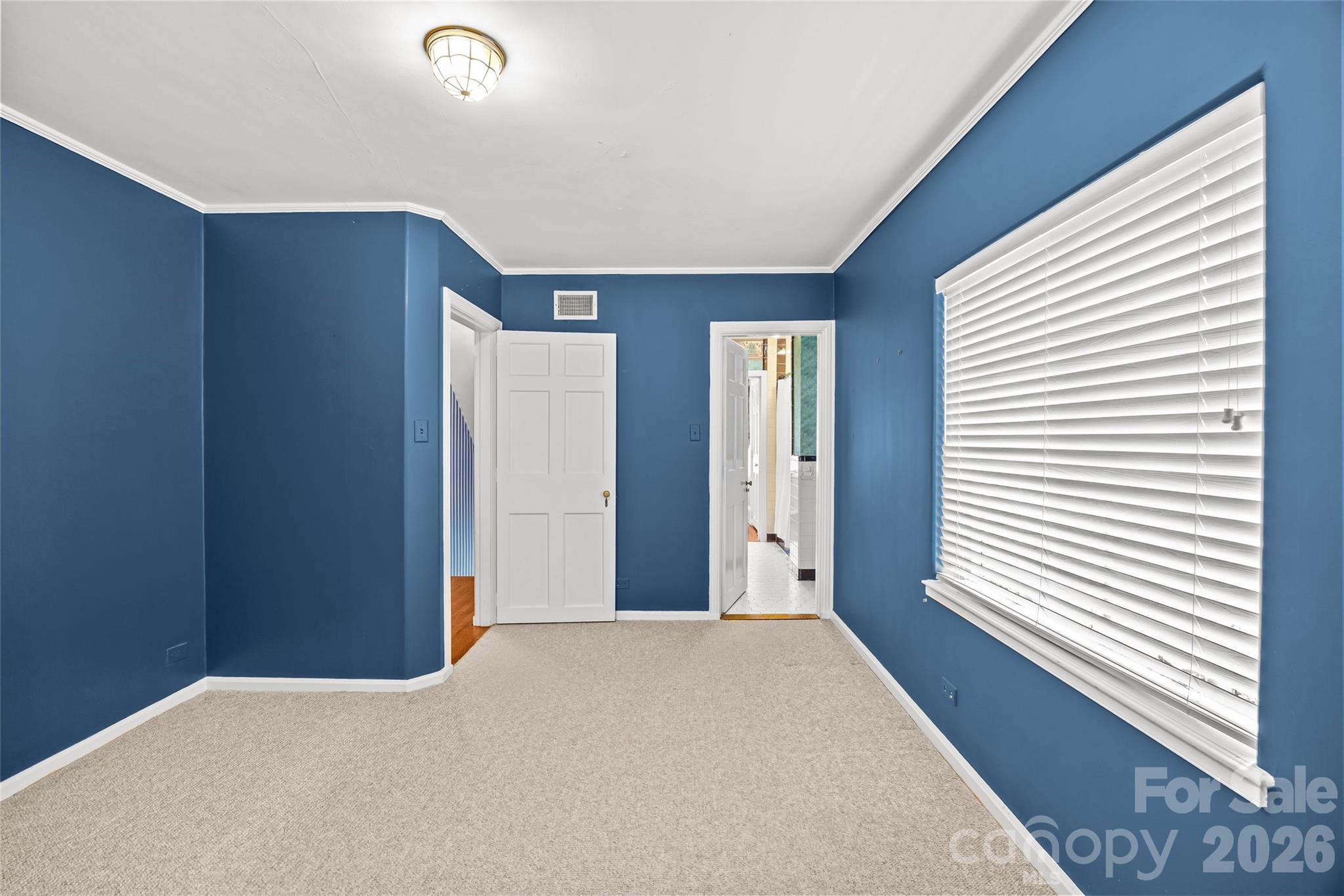1858 Queens Road W Charlotte NC 28207