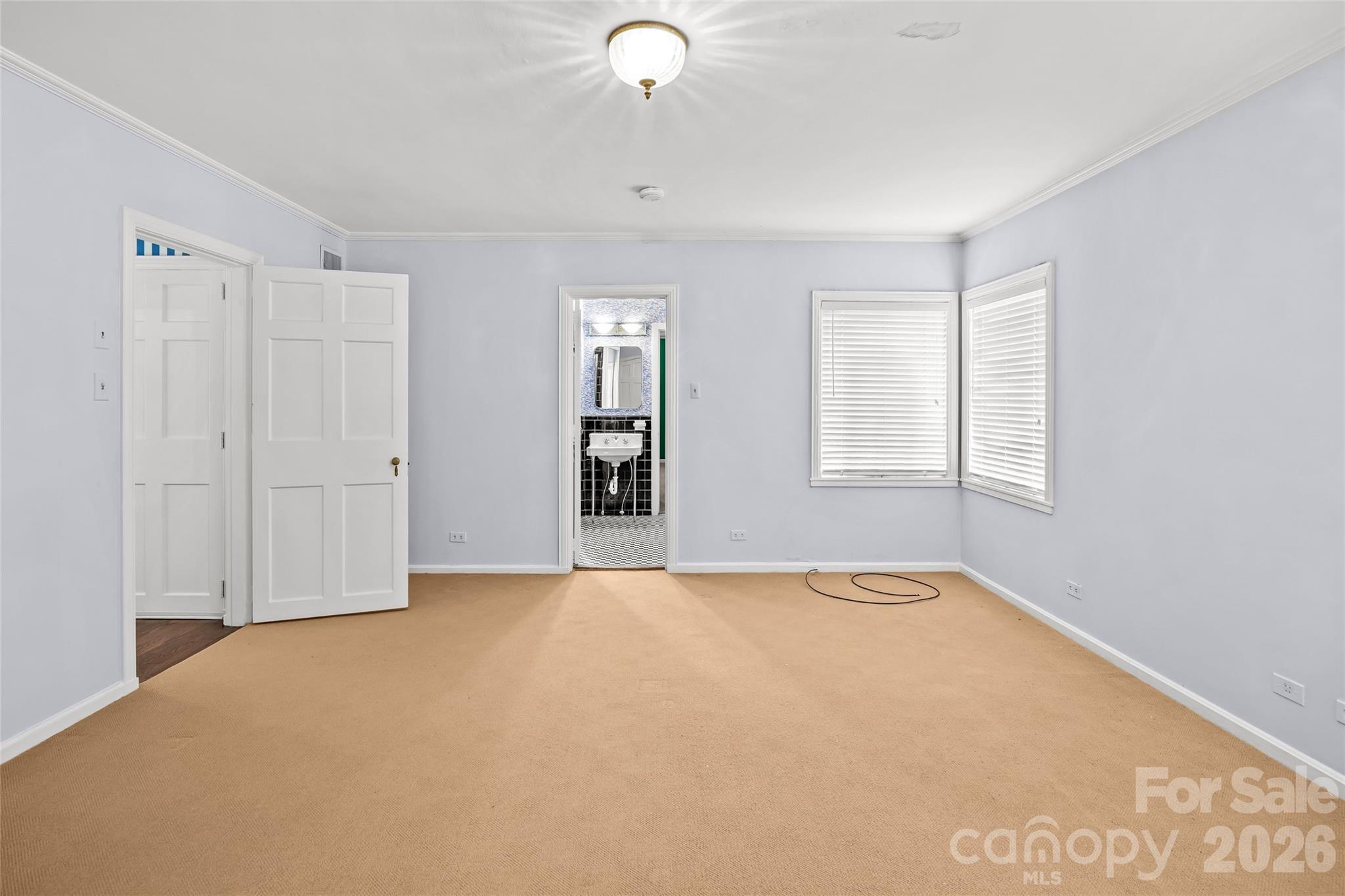 1858 Queens Road W Charlotte NC 28207