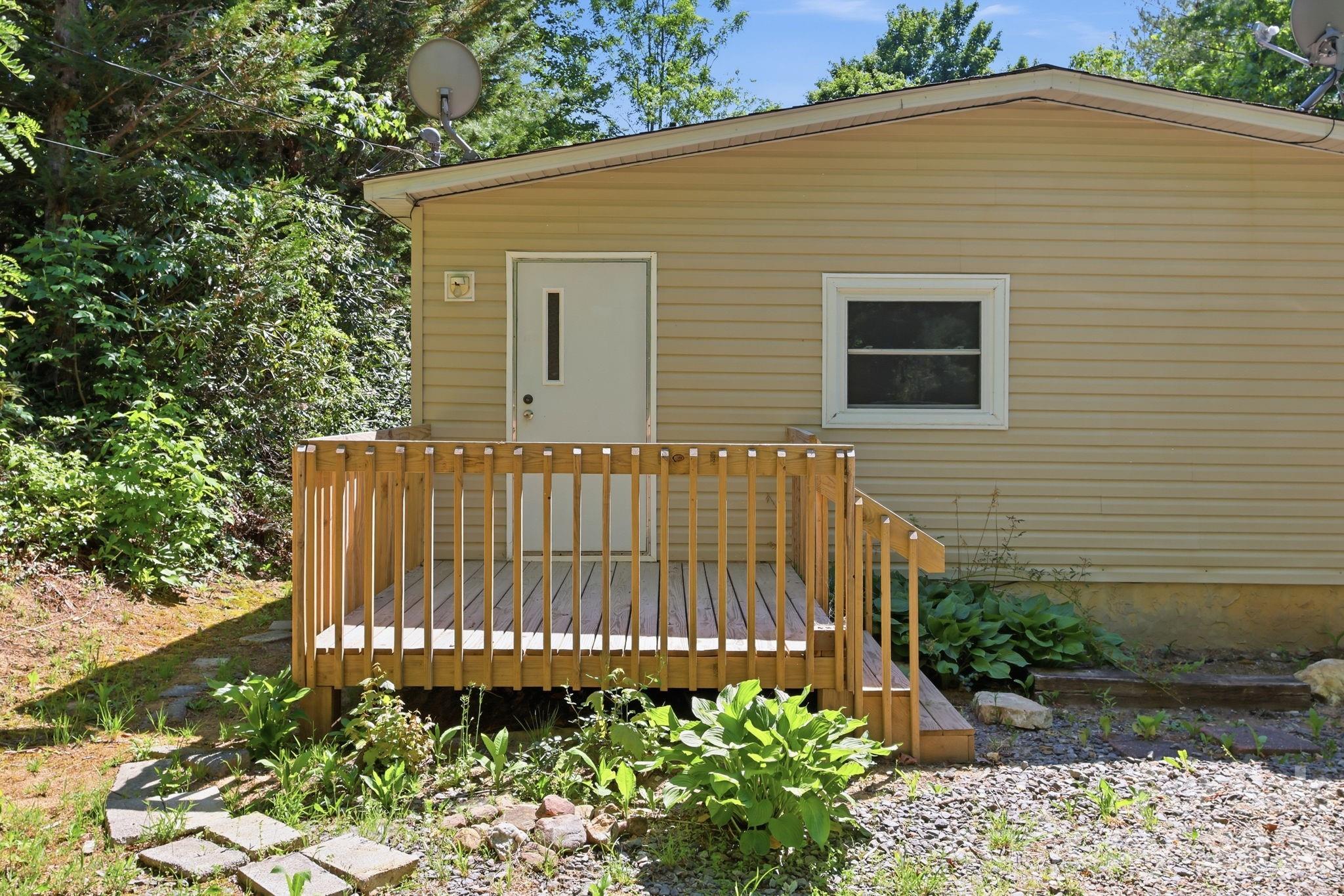 25 Glenn Lance Lane Fairview NC 28730