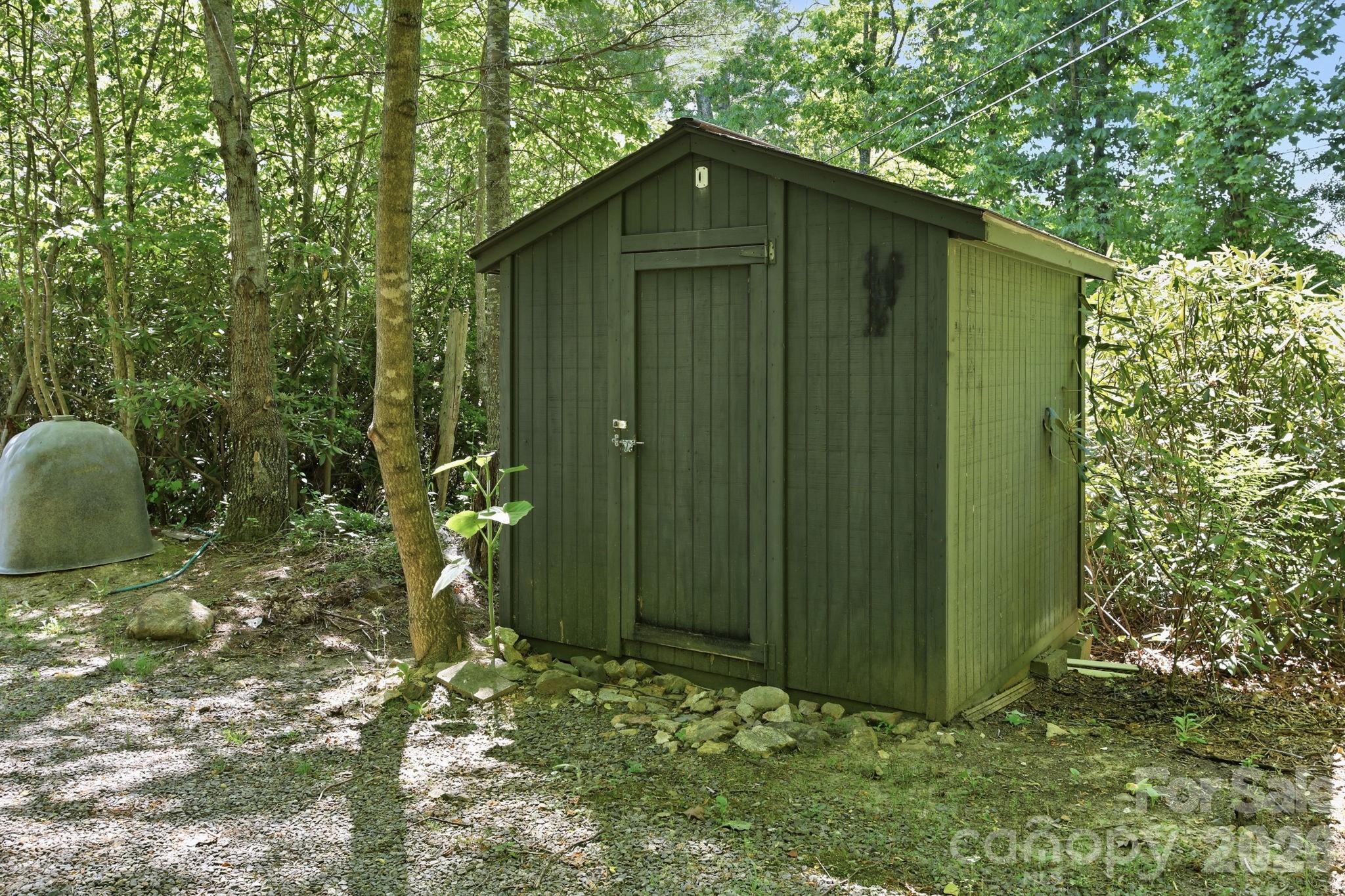 25 Glenn Lance Lane Fairview NC 28730