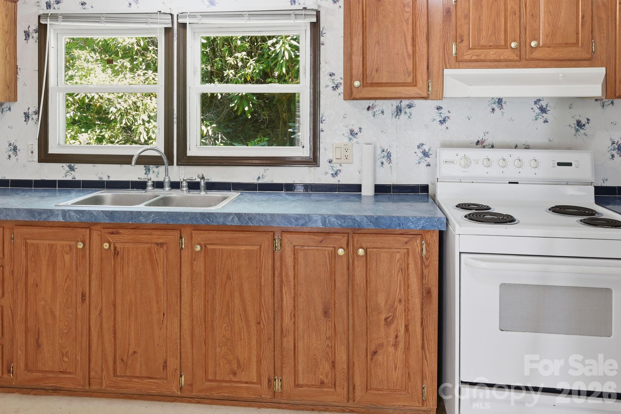 25 Glenn Lance Lane Fairview NC 28730