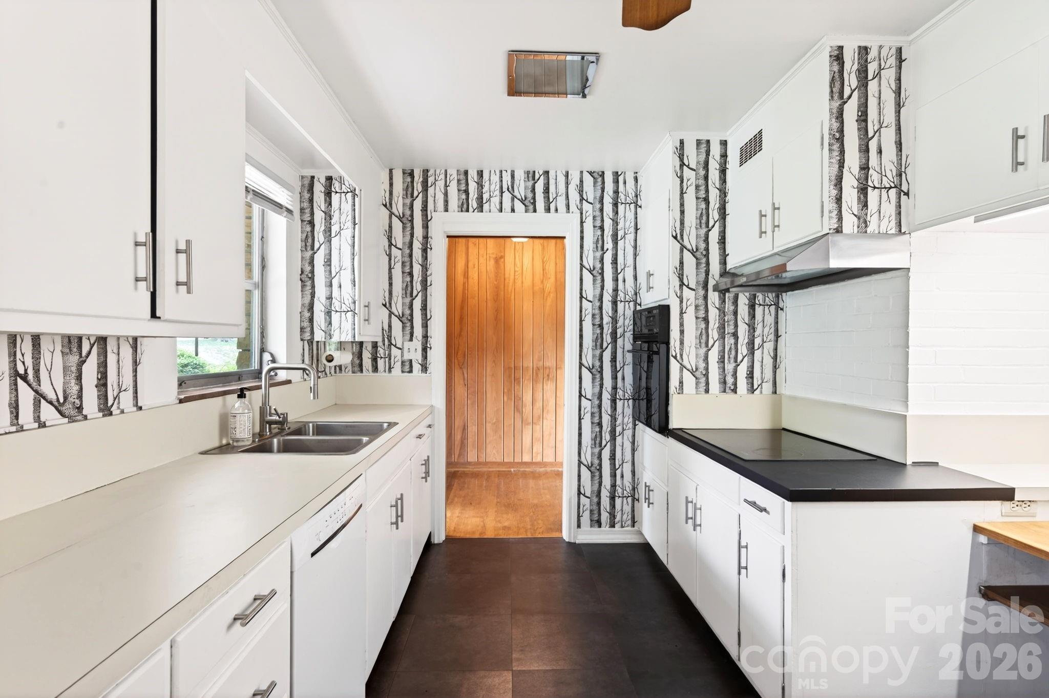 99 Marlborough Road Asheville NC 28804