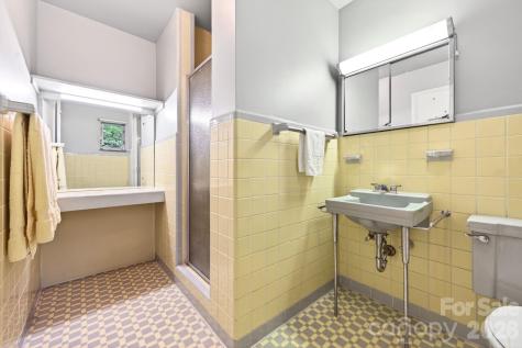 99 Marlborough Road Asheville NC 28804