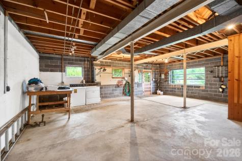 99 Marlborough Road Asheville NC 28804