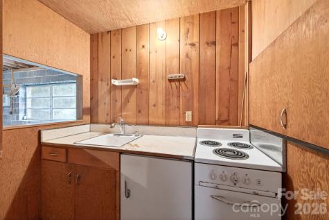 99 Marlborough Road Asheville NC 28804