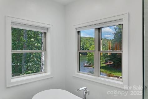 66 Ottaray Court Brevard NC 28712