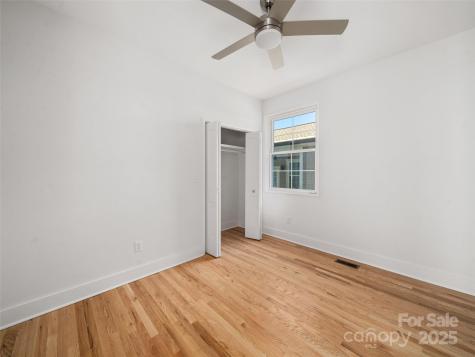 43 Skyvue Court Saluda NC 28773