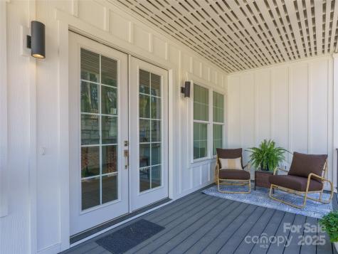 43 Skyvue Court Saluda NC 28773
