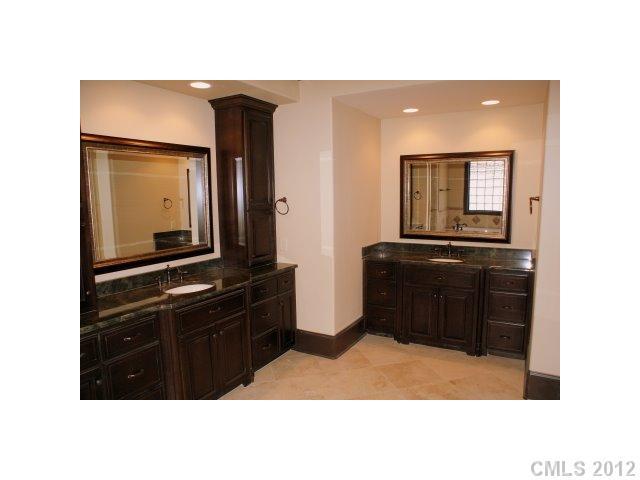 6118 Macdara Glenn Court Charlotte NC 28226