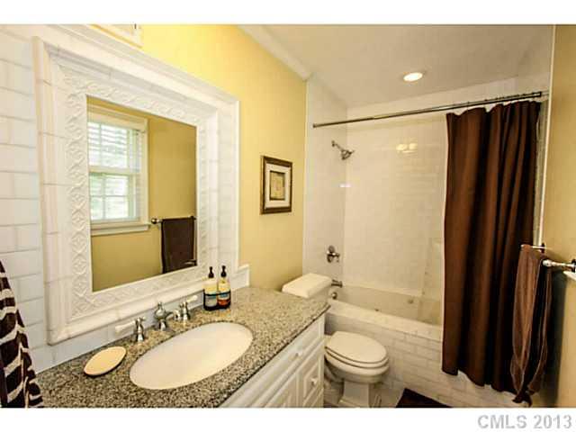 6618 Folger Drive Charlotte NC 28270