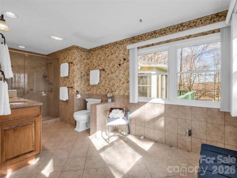 1594 Indian Cave Road Hendersonville NC 28739