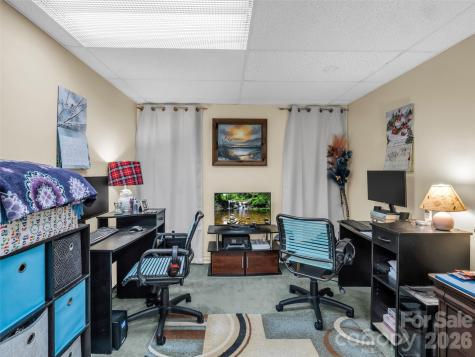 1594 Indian Cave Road Hendersonville NC 28739