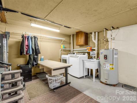 1594 Indian Cave Road Hendersonville NC 28739