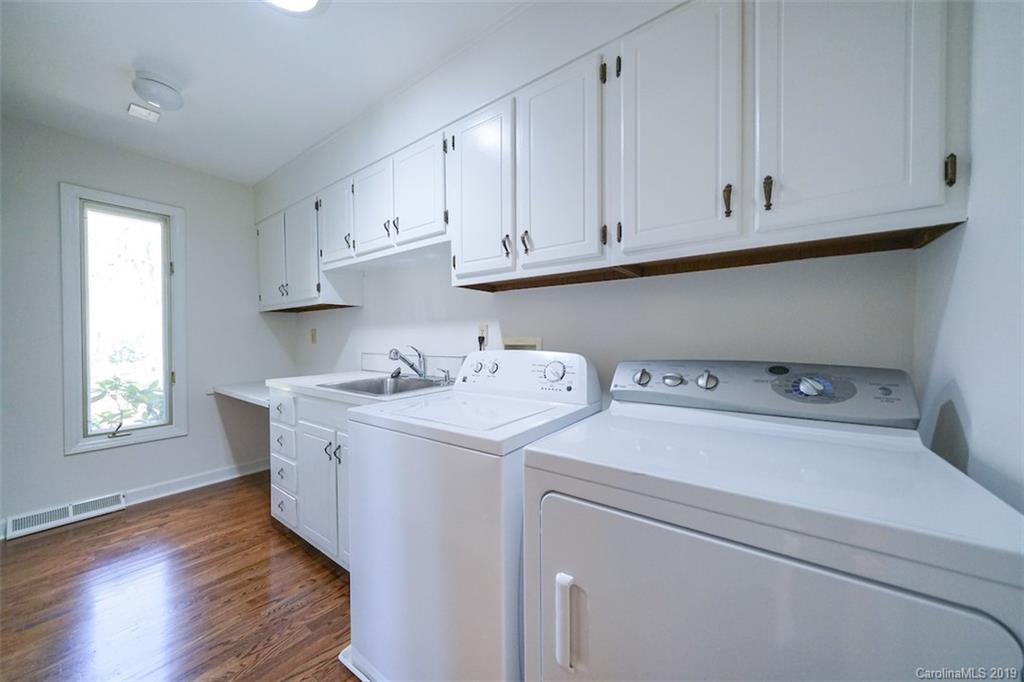 4310 Town And Country Drive Charlotte NC 28226
