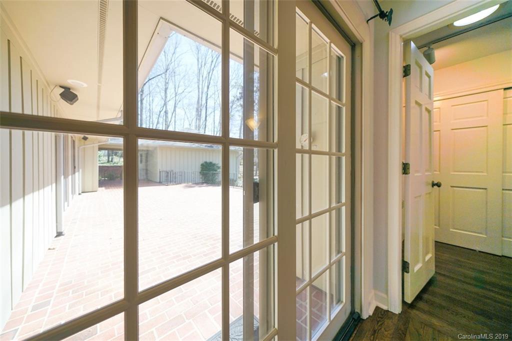 4310 Town And Country Drive Charlotte NC 28226