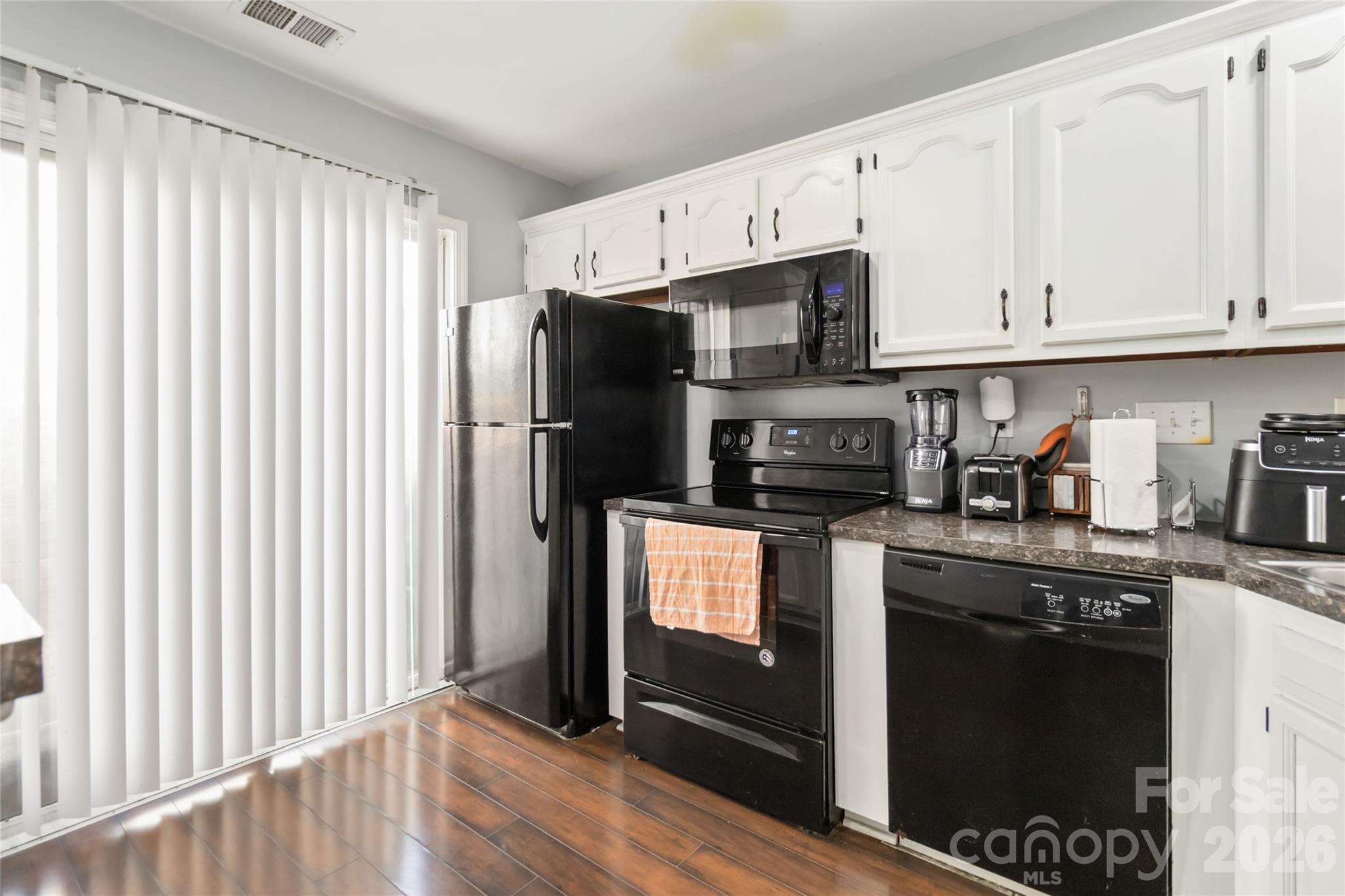 5927 Prescott Court Charlotte NC 28269